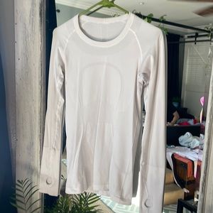 Lululemon Long Sleeve Swiftly